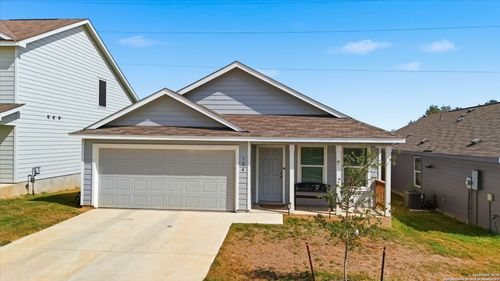 124 Wood Moss Dr, Floresville, TX, 78114-0138 | Card Image