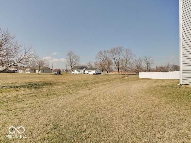 view of yard | Image 40
