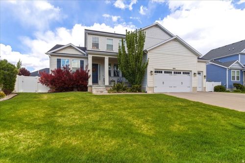 1692 W Spring Meadow Ln, Farmington, UT, 84025-4746 | Card Image