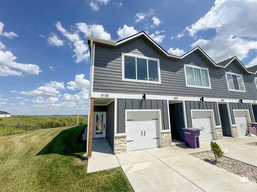 5705 Goheen Dr, Manhattan, KS, 66503-2653 | Card Image