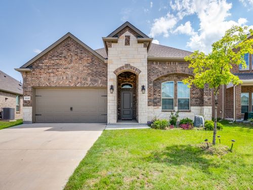 10418 Thunderwood Dr, Aubrey, TX, 76227-1181 | Card Image
