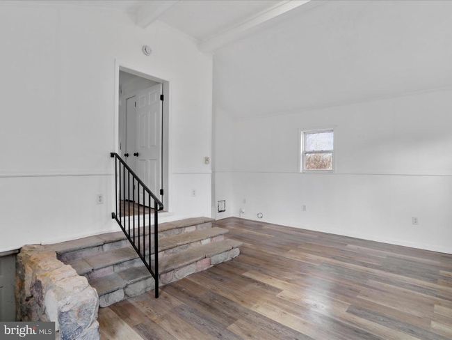 15 Zacharys Way, House other with 3 bedrooms, 2 bathrooms and null parking in GREAT CACAPON WV | Image 8