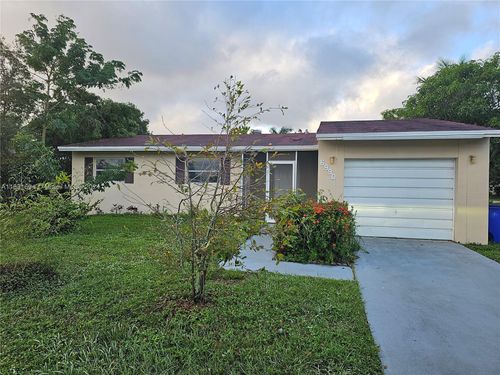 6990 Sw 1st St, Margate, FL, 33068-1645 | Card Image