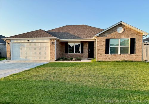 29229 E 79th St S, Broken Arrow, OK, 74014-2377 | Card Image