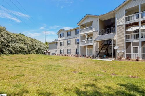 125 Mckenna Cir, Greenville, SC, 29615-2634 | Card Image