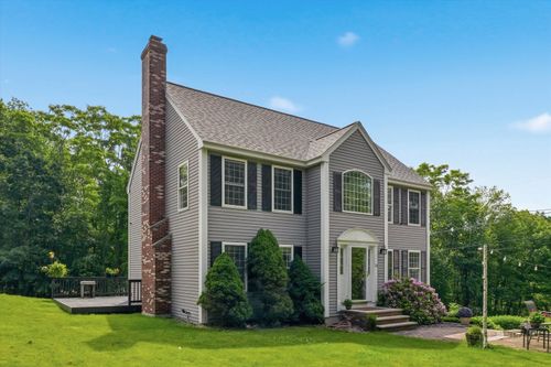 23 Peaslee Crossing Road, Newton, NH, 03858 | Card Image