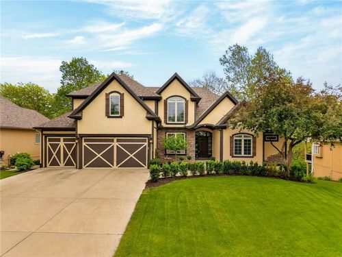 8829 N Glenwood Ave, Kansas City, MO, 64157-7824 | Card Image