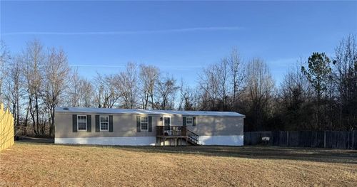 157 College Village Drive, Eden, NC, 27288 | Card Image