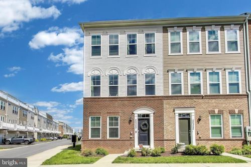 20327 Flying Boxcar Dr, GERMANTOWN, MD, 20874-7219 | Card Image
