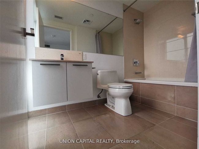 3101 - 28 Wellesley St E, Condo with 0 bedrooms, 1 bathrooms and null parking in Toronto ON | Image 4
