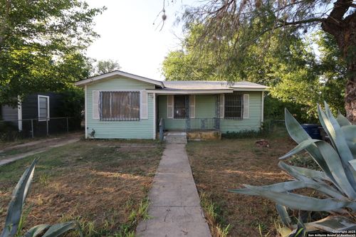655 Ferris Ave, San Antonio, TX, 78220-2317 | Card Image