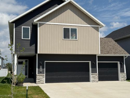 6040 79th Ave S, Horace, ND, 58047-5522 | Card Image