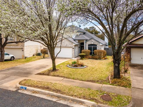 7417 Peabody Dr, Austin, TX, 78729-8008 | Card Image