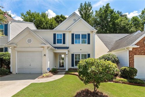 73 Cheshire Dr, Alpharetta, GA, 30022-1608 | Card Image