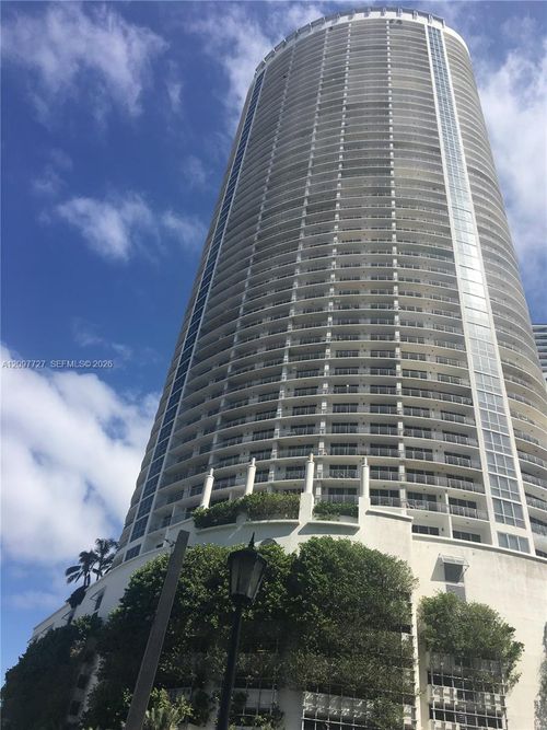 2408-1750 N Bayshore Dr, Miami, FL, 33132-3209 | Card Image