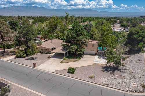 5208 Simon Dr Nw, Albuquerque, NM, 87114-4335 | Card Image