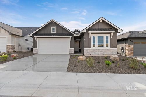 2104 E Rodeo St, Kuna, ID, 83634 | Card Image