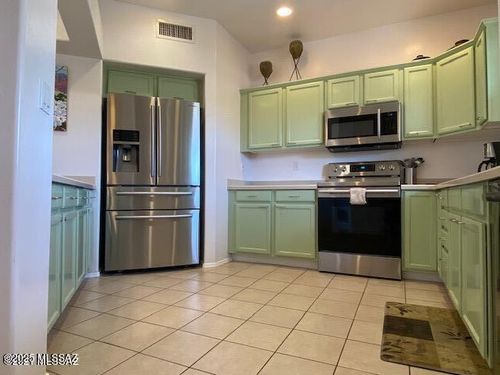 apt-235-655 W Vistoso Highlands Dr, Oro Valley, AZ, 85755-5937 | Card Image