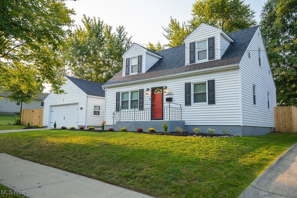 Belleflower Rd, Akron, OH 44307