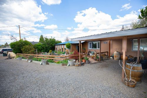 2817 Darrow Ave, Klamath Falls, OR, 97603-3626 | Card Image