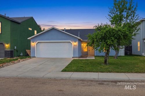 3511 Central Park St, Caldwell, ID, 83605-8069 | Card Image