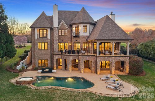 101 S Longfellow Ln, Mooresville, NC, 28117-7116 | Card Image