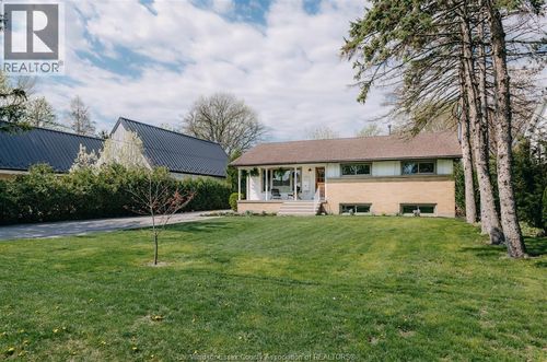 1115 Jarvis Avenue, Windsor, ON, N8P1C8 | Card Image