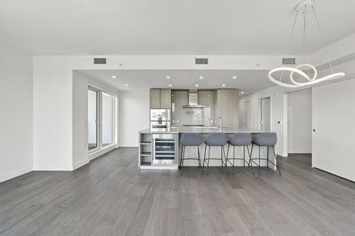 502-4908 Cambie Street, Vancouver, BC, V5Z0K1 | Card Image