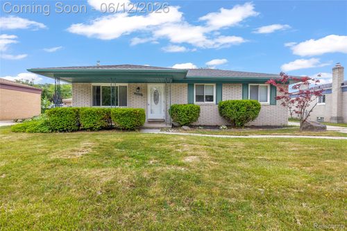 27423 Polk Ave, Brownstown Twp, MI, 48183-5906 | Card Image