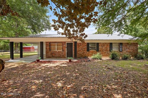 816 Boling St Ne, Magee, MS, 39111-3202 | Card Image
