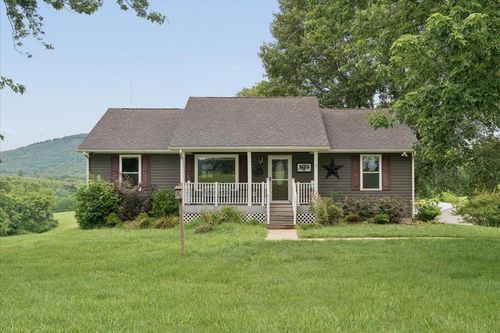 1911 Von Roy Rd, Bedford, VA, 24523-6633 | Card Image