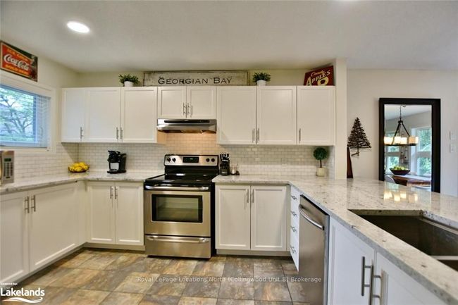 904 Cedarpointe Crt, Condo with 3 bedrooms, 2 bathrooms and 1 parking in Collingwood ON | Image 28