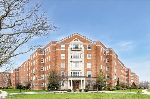 apt-509-13800 Fairhill Rd, Shaker Heights, OH, 44120-5509 | Card Image