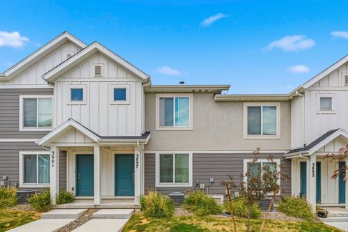 3897 S Silver Bank Dr, Magna, UT, 84044 | Card Image