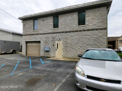 439 Crawford Aly, Montoursville, PA, 17754-1807 | Card Image