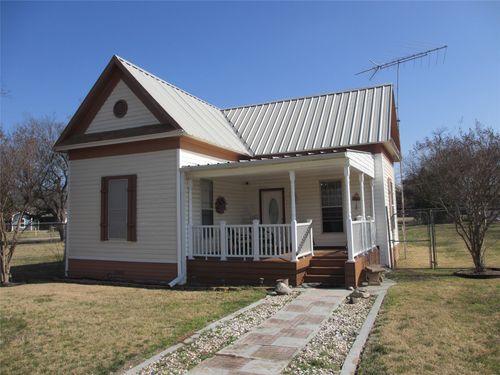 608 N Colorado St, Whitney, TX, 76692-2223 | Card Image