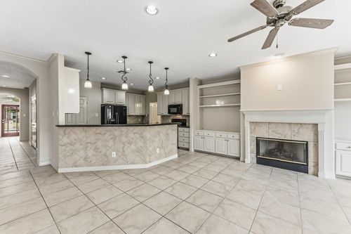 3238 Lazy Lake Ln, Montgomery, TX, 77356-8059 | Card Image