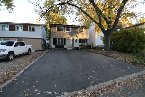 3 Gatsby Sq, Brampton, ON, L6S2H4 | Card Image