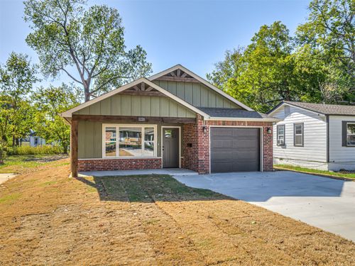 1220 E Jackson Avenue N, Sapulpa, OK, 74066 | Card Image
