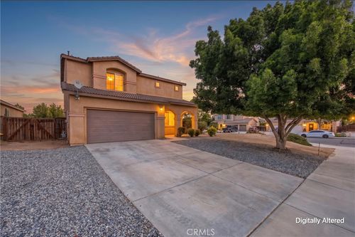 14386 Pleasant Glen Ct, Hesperia, CA, 92344 | Card Image