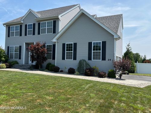 24 Keller Ave, Cookstown, NJ, 08511-1208 | Card Image