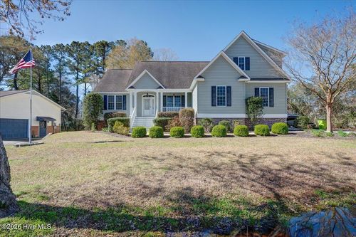 105 Raft Rd, New Bern, NC, 28562-8817 | Card Image