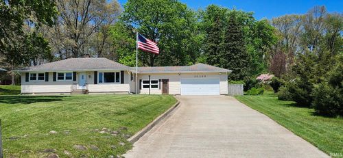 30399 N Shore Dr, Elkhart, IN, 46514-8415 | Card Image