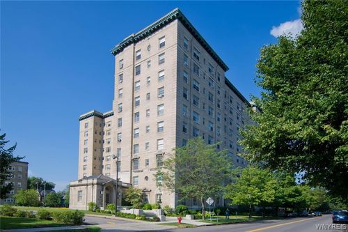 apt-6b-33 Gates Cir, Buffalo, NY, 14209-1133 | Card Image