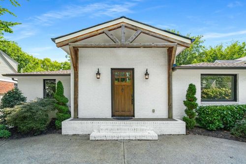 1703 Bonner Ave, Nashville, TN, 37215-3517 | Card Image