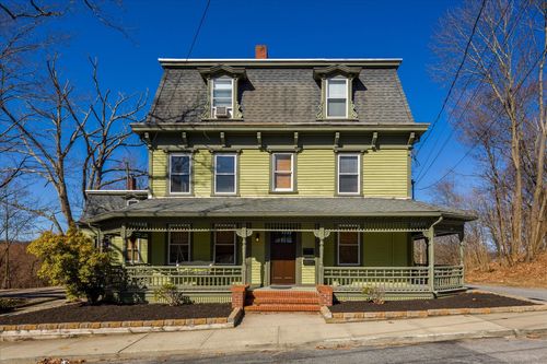 16 Wilkinson St, Putnam, CT, 06260-2134 | Card Image