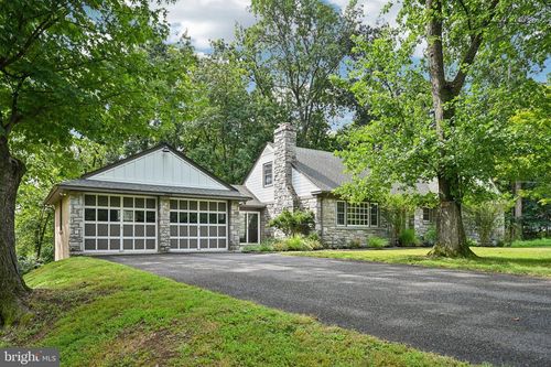 2524 Stinson Ln, Norristown, PA, 19403-3629 | Card Image