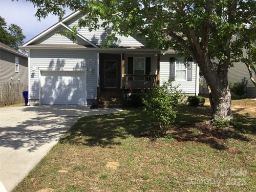236 Ne 35th St, Oak Island, NC, 28465-5727 | Card Image