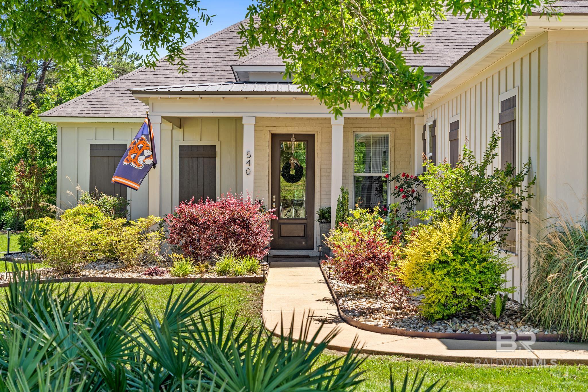 Retreat Ln, Gulf Shores, AL 36542