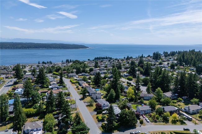11 - 595 Evergreen Rd, Townhouse with 2 bedrooms, 2 bathrooms and 13 parking in Campbell River BC | Image 43